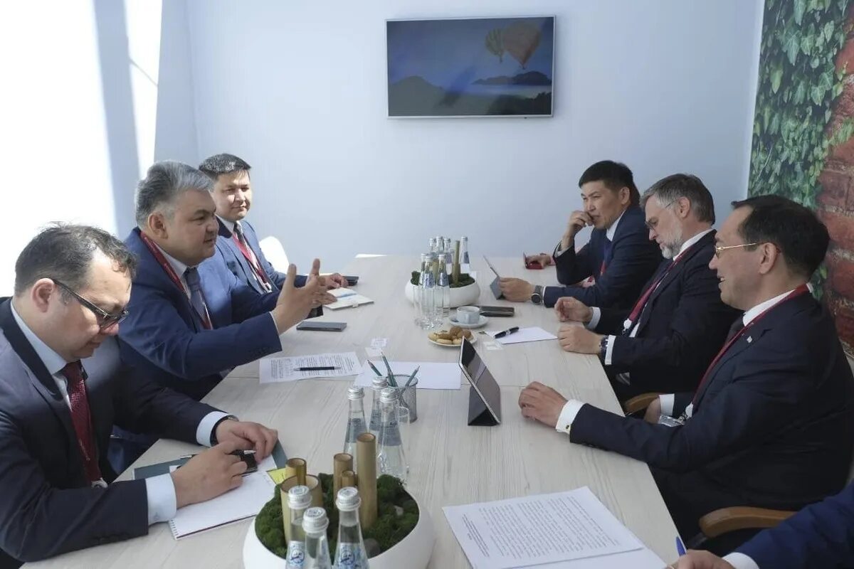 Якутия якутск. Министр энергетики 2023. Якутия казахстан. Айсен николаев на севере. Кошербаев ермек беделбаевич.