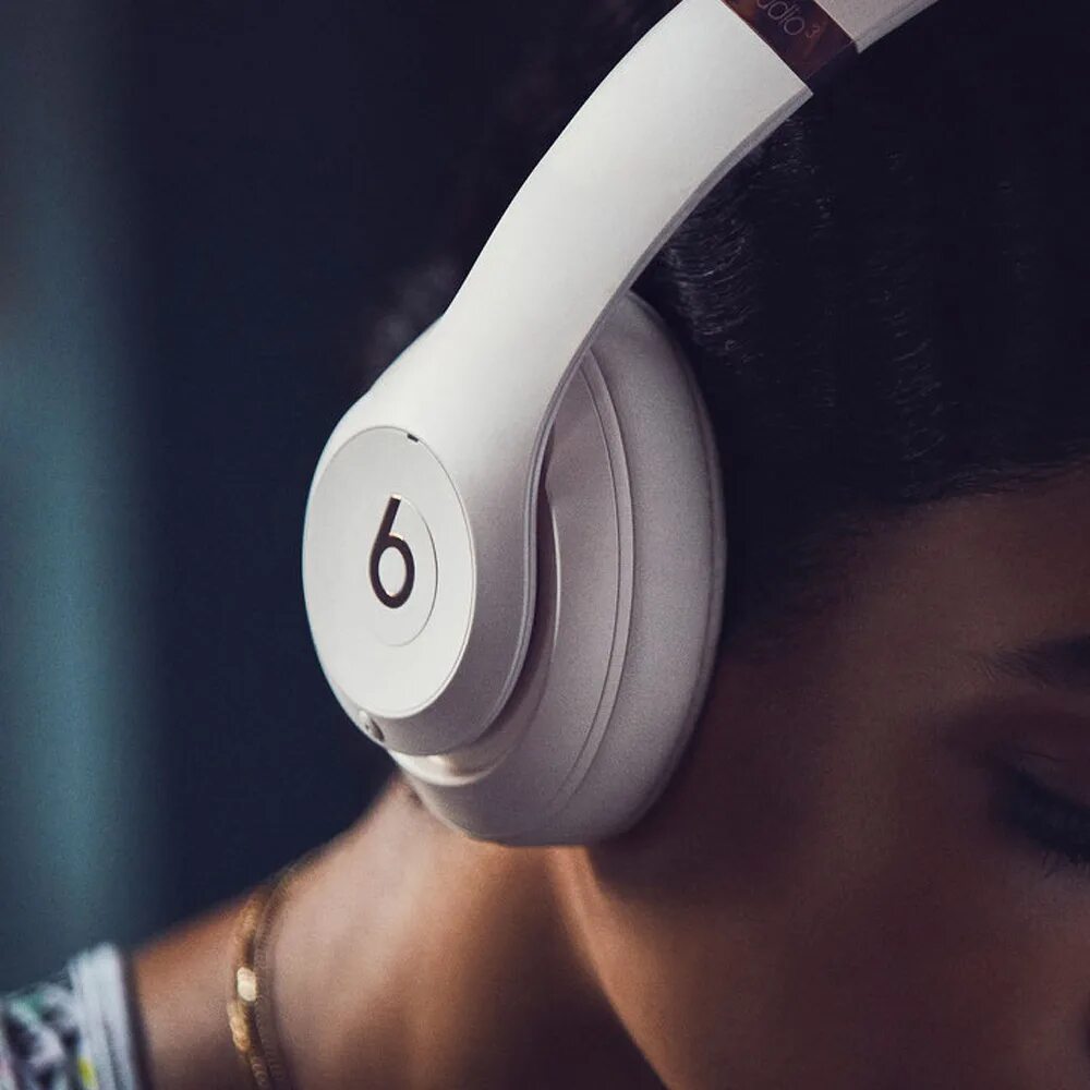 Beats на русском языке. Beats Studio 3 Wireless. Наушники Beats Studio 3. Apple Beats Studio 3 Wireless. Apple Beats studio3 Wireless over-Ear Headphones.