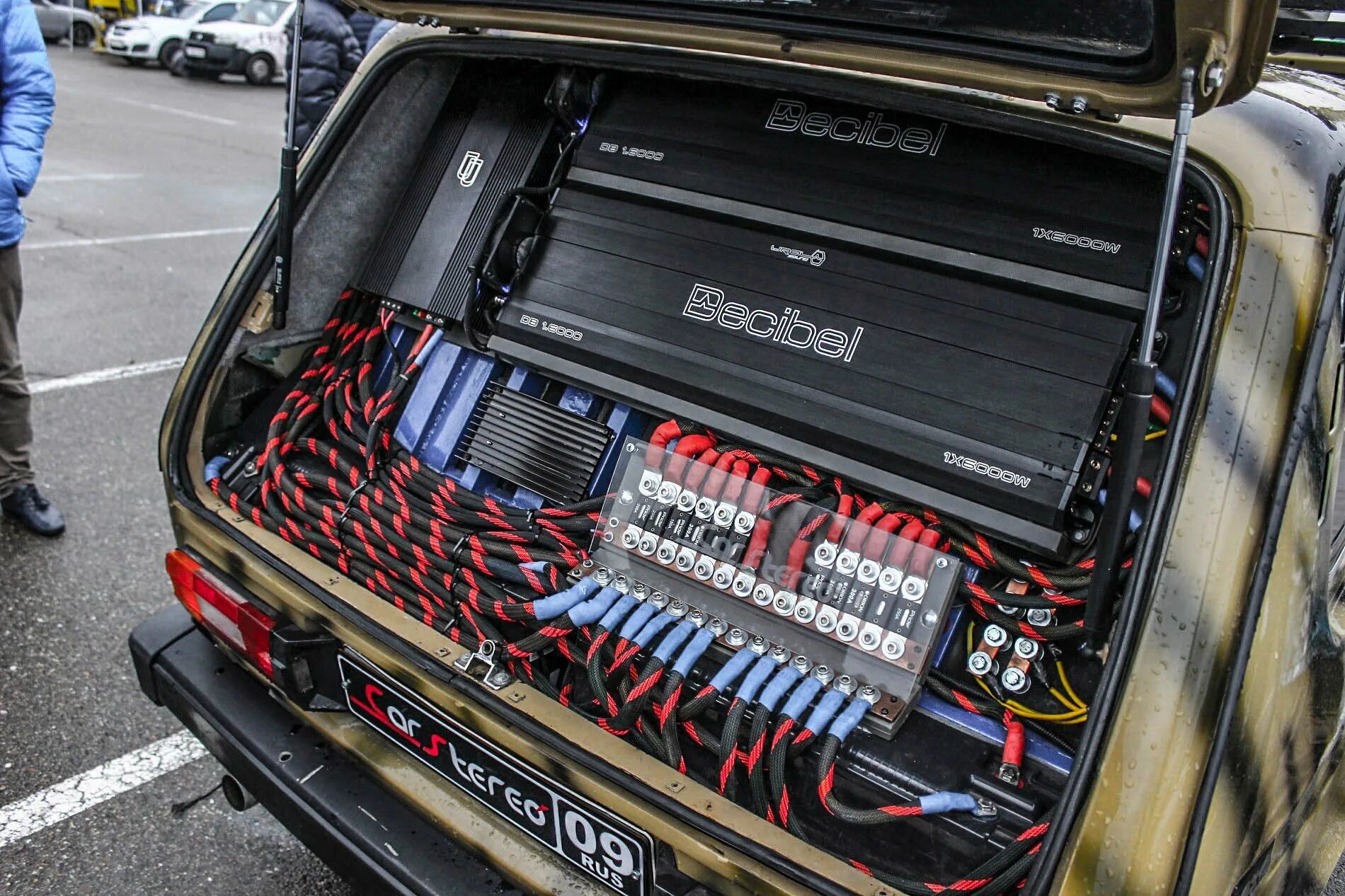 Музыка оперов в машину. Автозвук Прайд в машине. Pride car Audio усилитель. Автозвук ВАЗ 2107 Ural. Автозвук Pride Инстал.