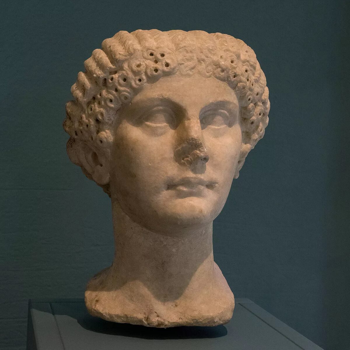 Мессалина древний рим. Римская Императрица Мессалина. Мессалина жена Нерона.
