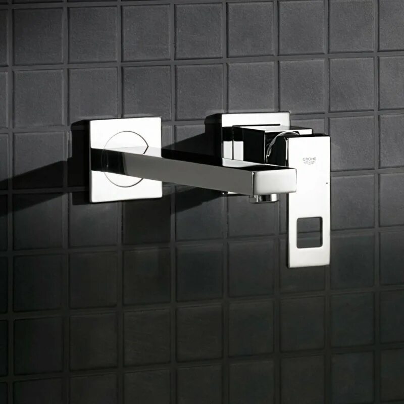 Встроенный смеситель с изливом. Grohe Eurocube 23447000. Смеситель Grohe Eurocube 19895000 для раковины. Смеситель настенный скрытого монтажа Grohe. Встроенный смеситель для умывальника встроенный Грое.