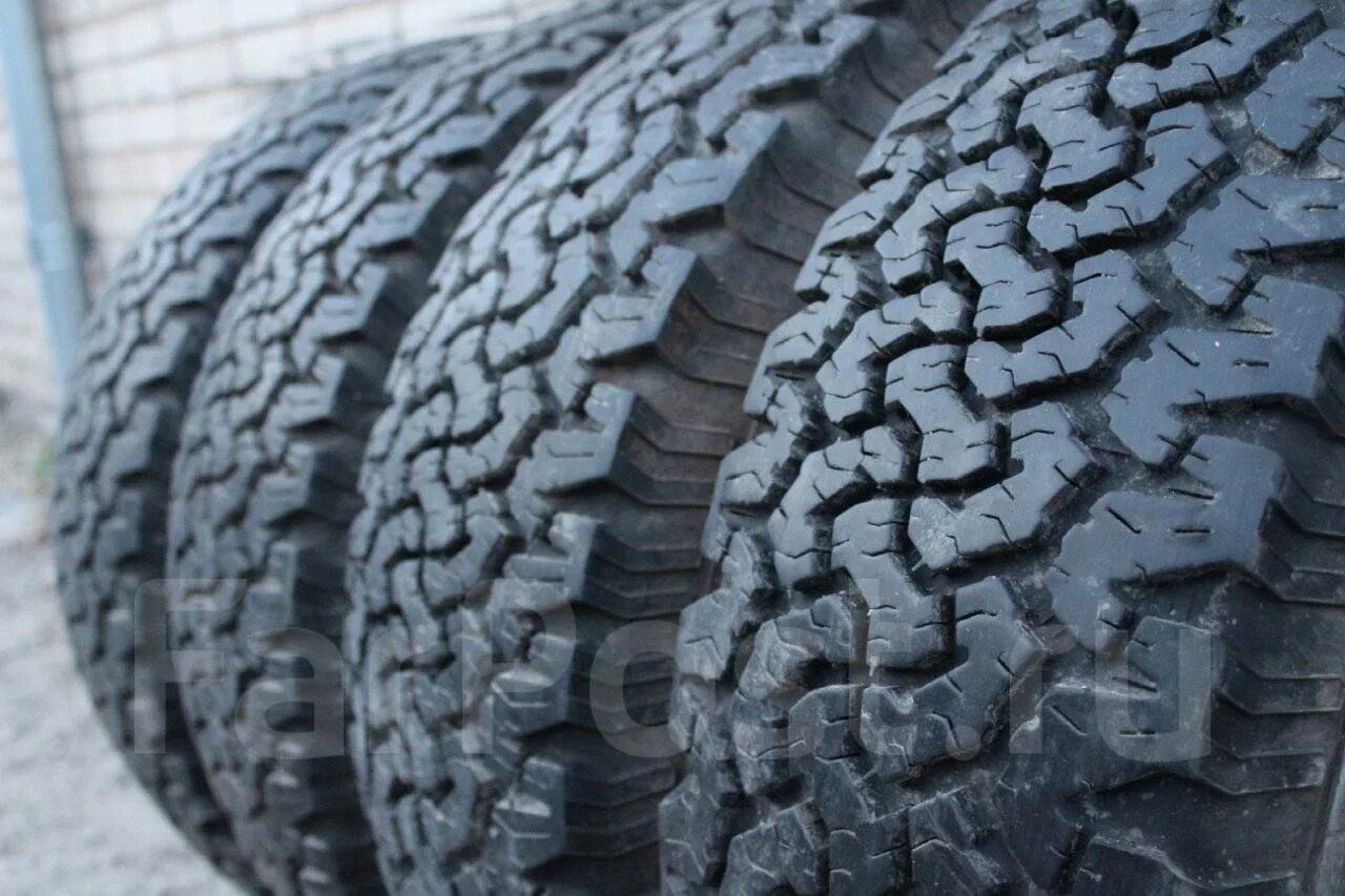 Goodyear wrangler all-terrain adventure with kevlar 225/70 r16. Maxxis at771 bravo 225/65 r17 102t. Falken шины. 265 70 16 на ниву. 225 70 r16 всесезонные.