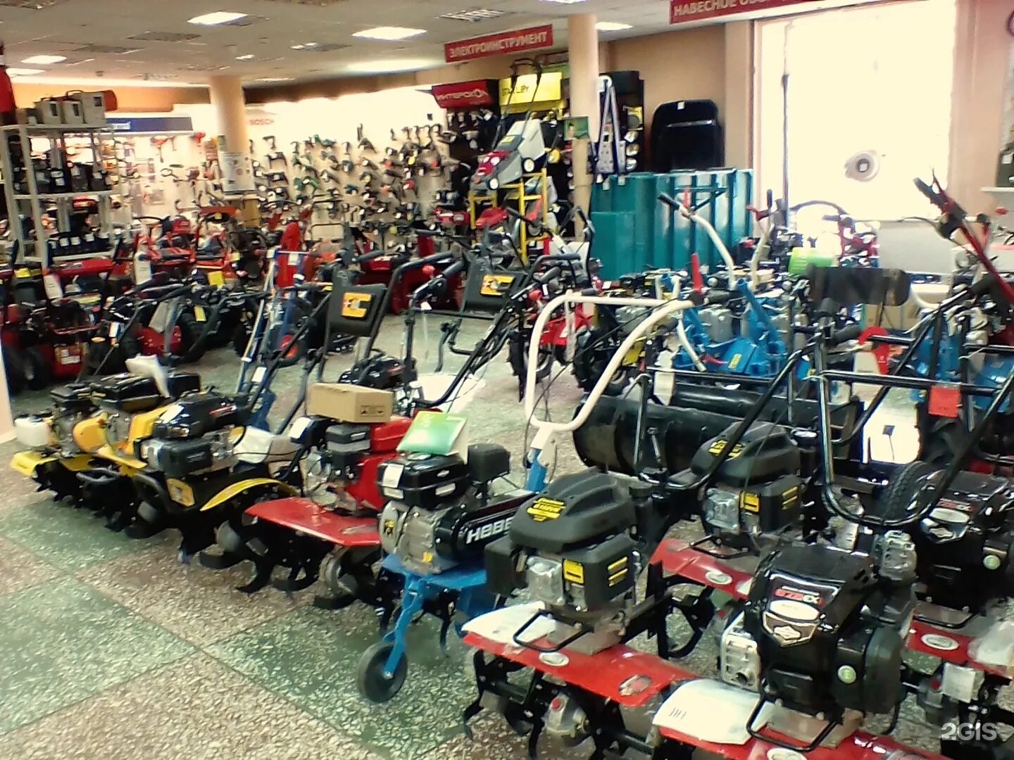 Штурман магазин москва. Штурман ижевск. Магазин штурман. Штурман ижевск орджоникидзе. Штурман можга.