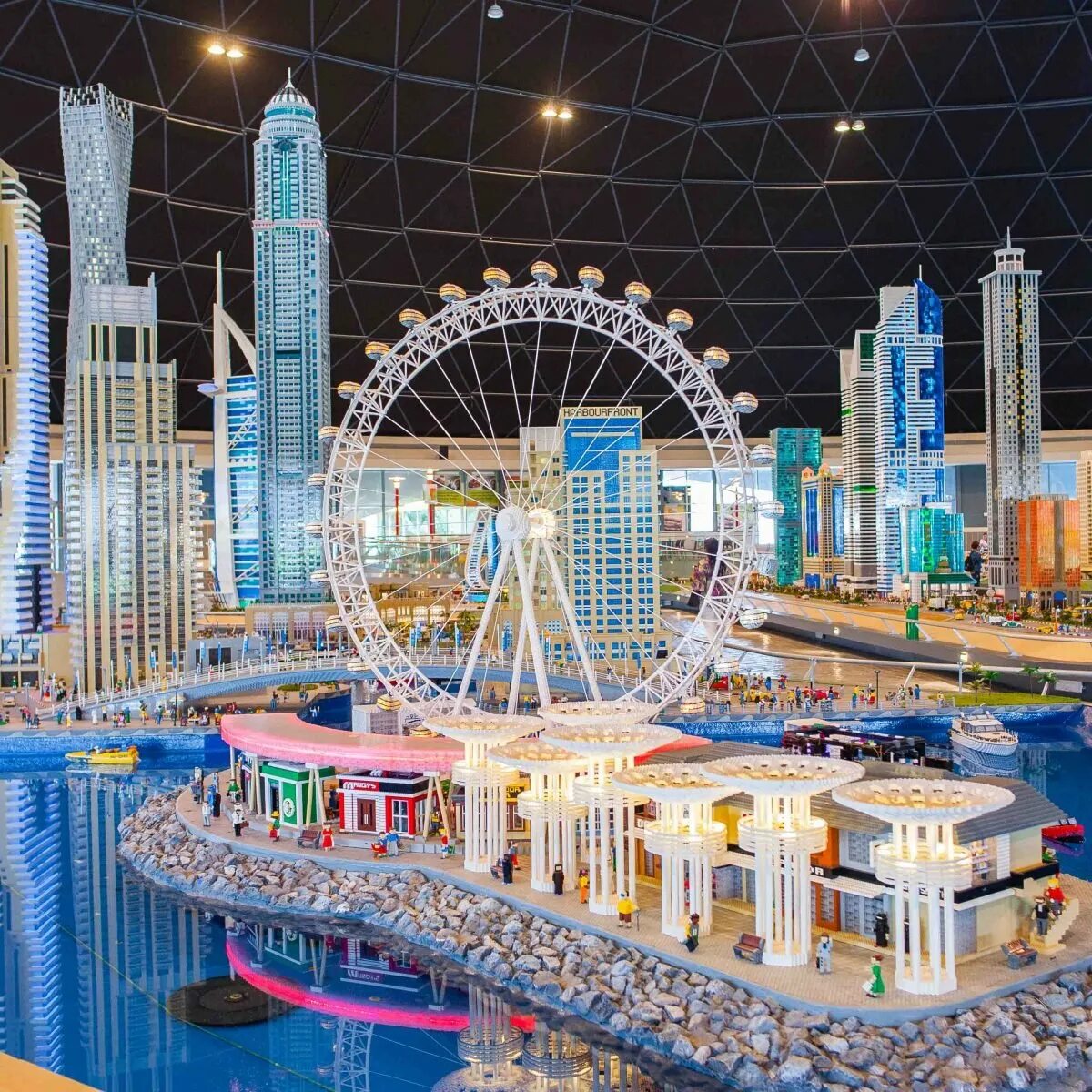 Леголенд Дубай. Dubai Mall аттракционы. Motiongate Dubai парк.