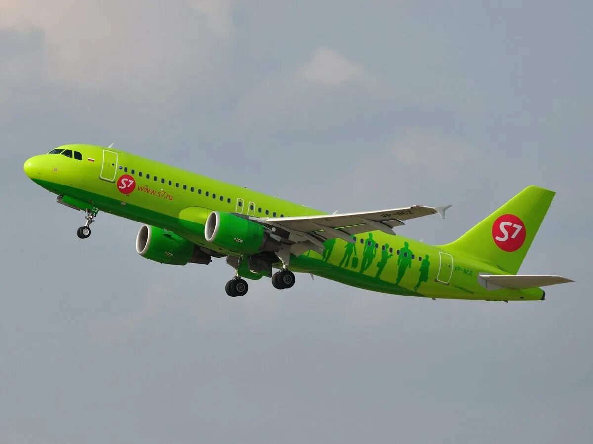 Авиакомпания Сибирь s7. Самолёты авиакомпании s7 Airlines. Самолет s7. Самолет Джей Севен. Компания s7 airlines