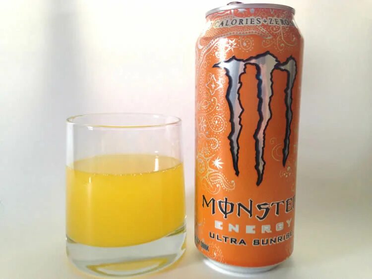 Энергетик монстр ultra sunrise 500 мл. Напиток энергетический блэк монстр 0. Monster ultra sunrise. Оранжевый энергетик. Монстер ультра санрайз.