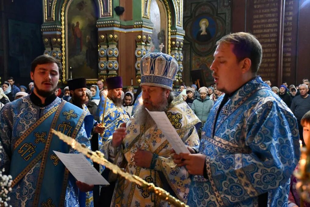 Всенощное бдение на благовещение. Всенощное бдение. С праздником Богородицы. Канун Благовещения. Благовещение празднование.