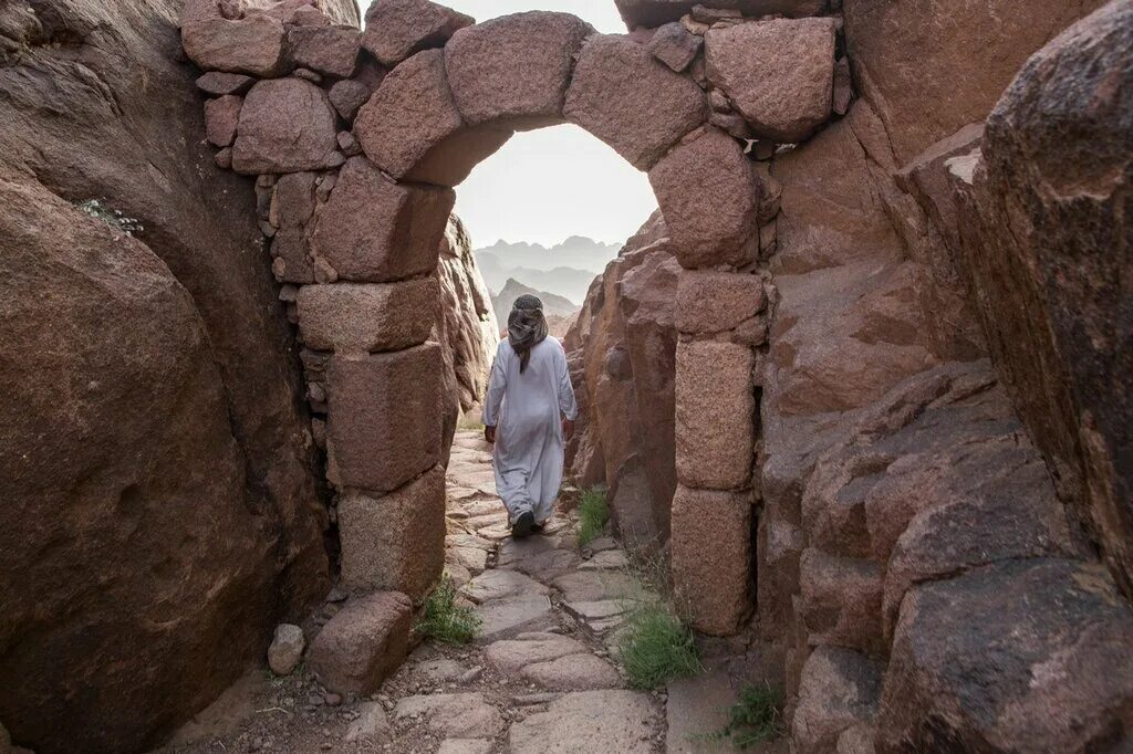 гора моисея гора синай монастырь. гора моисея экскурсия из шарм. гора синай — гора моисея (синайский полуостров). синай гора моисея. гора моисея экскурсия из шарм.