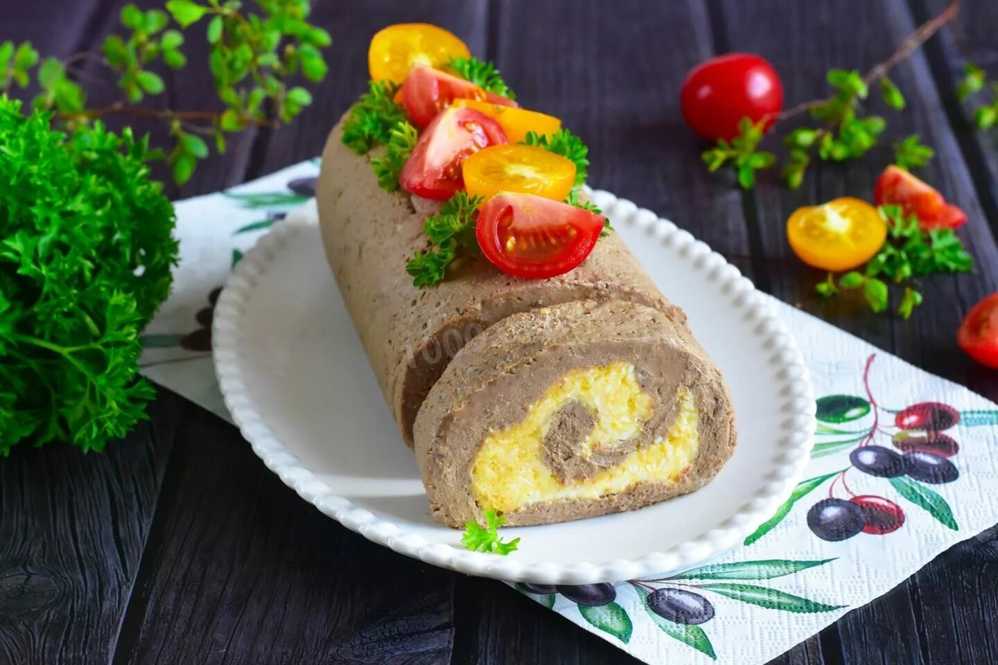 Рецепт рулета из куриной печени. Печёночный рулет из куриной печени. печёночные рулетики из куриной печени. рулет из куриной печени. рулетики из куриной печени.