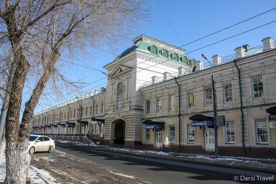 Гостиный двор оренбург советская. Гостиный двор оренбург 9 января. Гостиный двор оренбург 19 век. Гостиный двор оренбург 2024. Улица кирова оренбург гостиный двор.