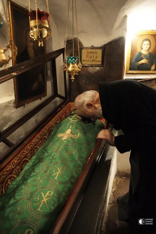 Илья муромец похоронен в киево-печерской лавре. Мощи ильи муромца в киеве. Мощи ильи муромца в киеве. Мощи ильи муромца в киево-печерской лавре. Мощи ильи муромца в киево-печерской лавре.