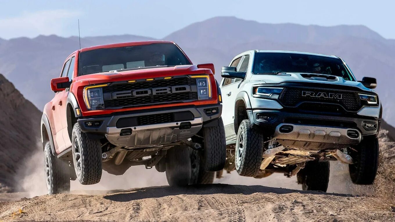 Vs ram. Форд Раптор 2022. Ford f150 Raptor Ram. Форд Раптор ф 150 TRX. Форд ф150 Раптор 2022.