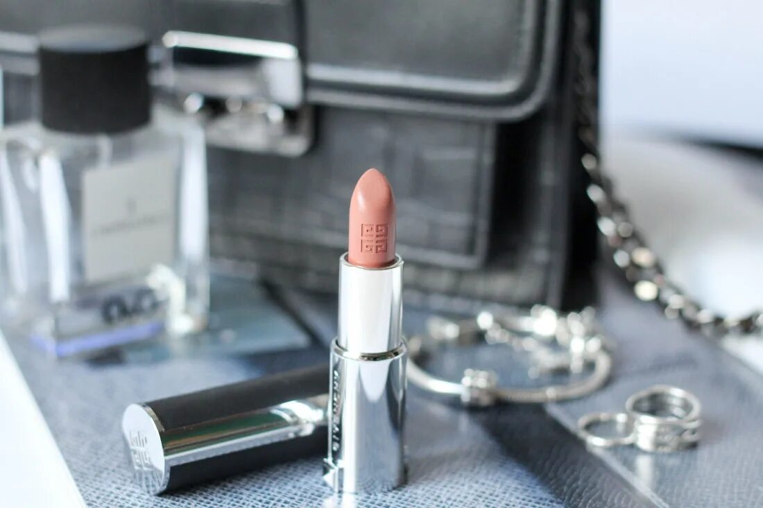 Givenchy le rouge 101. Помада Givenchy le rouge 106. Givenchy помада 101. Givenchy Beige mousseline. Губная помада givenchy