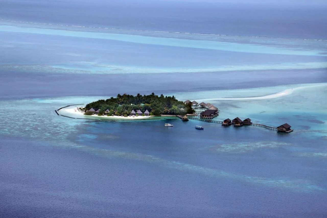 Северный ари атолл. Макунуду исланд мальдивы. Gangehi island resort 4*. Южный ари атолл мальдивы. Остров ари атолл мальдивы.