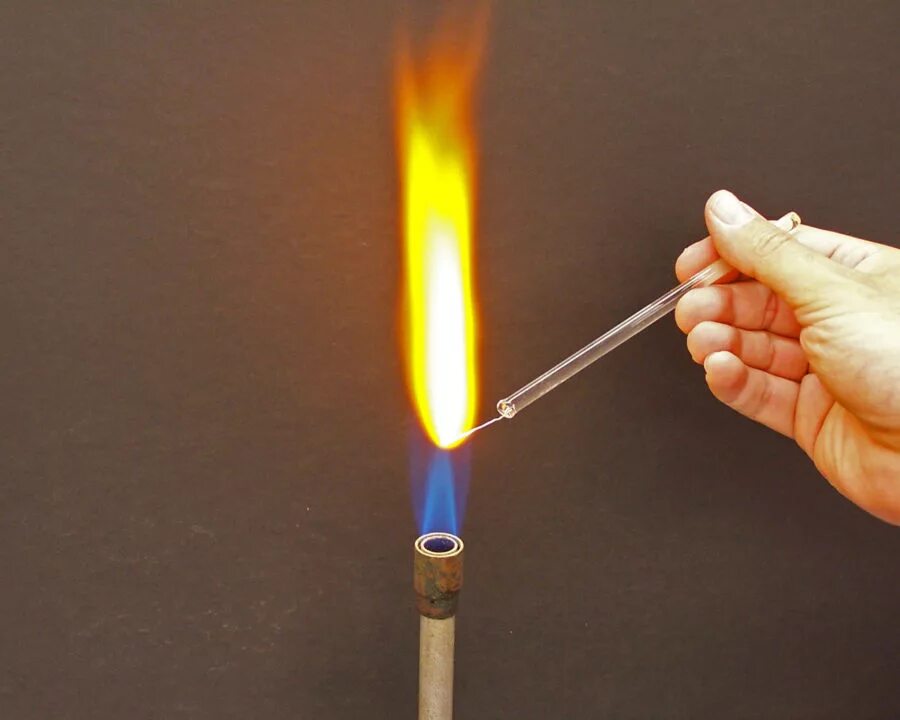 Горение ионов натрия в пламени горелки. Горение натрия цвет пламени. Пламя горелки на катион натрия. Газ горящий воздух