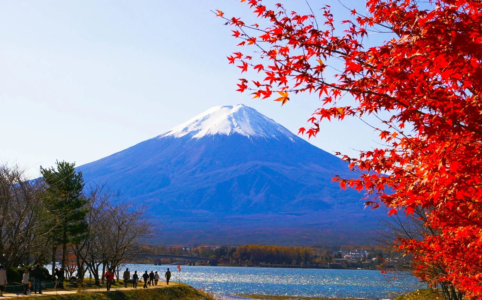 Хаконе (вулкан). Mount Fuji is. Озеро Хаконе Токио. Фудзи из Геншина.