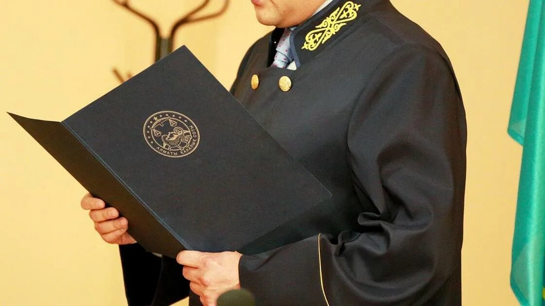 Судья. Судьи казахстана. Верховный суд казахстана. Судопроизводство рк. Суд казахстана.