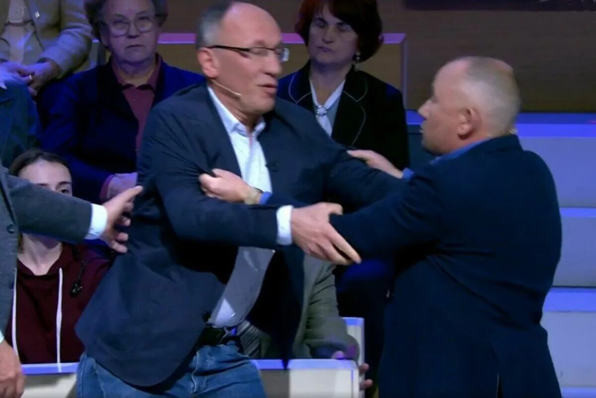 Время покажет прямой линии