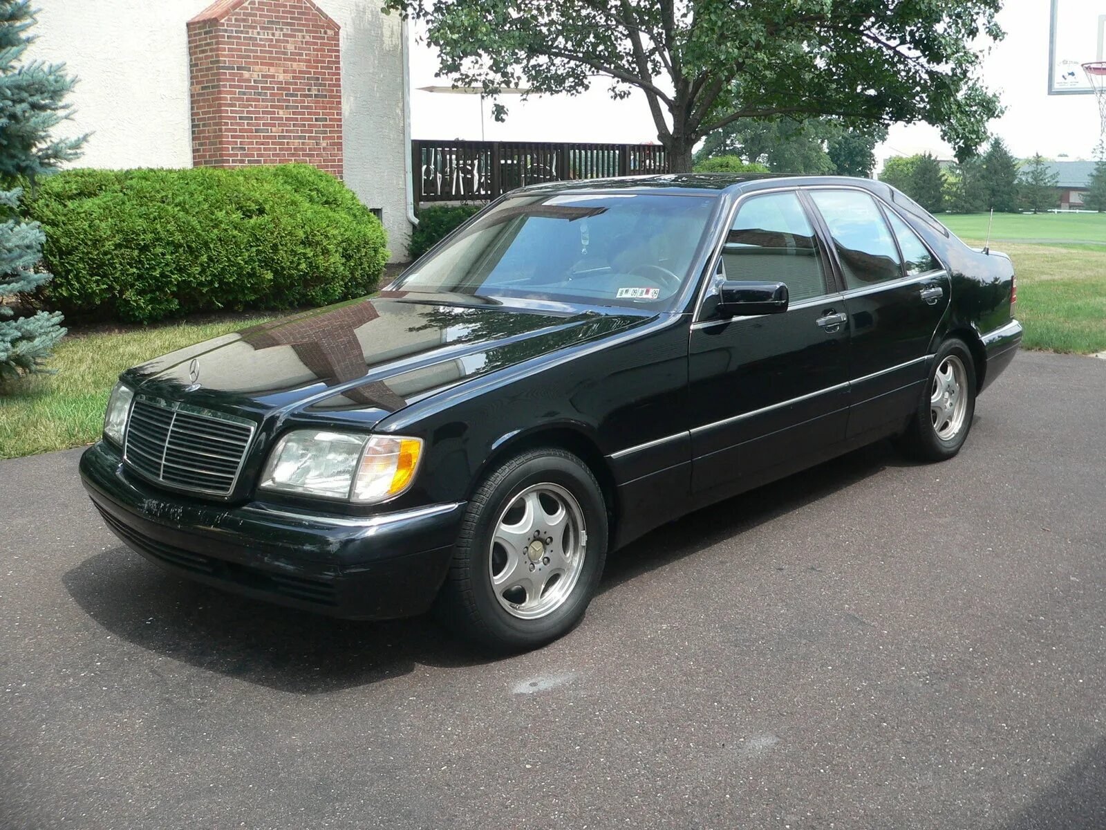 Куплю мерседес 1999. Mercedes Benz 1999. Мерседес s class 1999. Mercedes Benz 600 s class 1999. Mercedes Benz s600 1999.