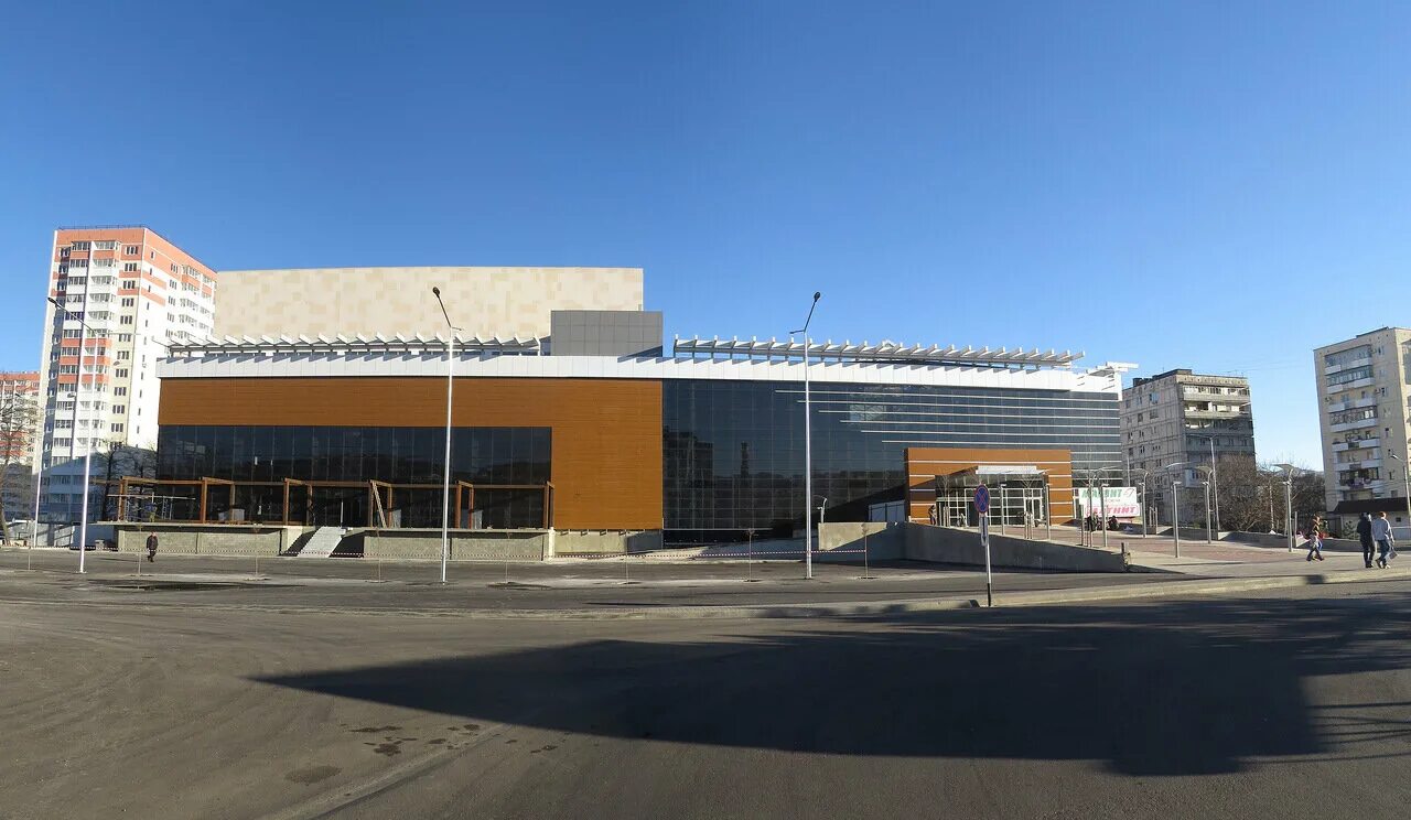 Краснодарский край новороссийск анапское шоссе 39а бон пассаж. Бон пассаж новороссийск магазины. Площадь бонпассажа новороссийск. Бон пассаж новороссийск магазины. Краснодарский край новороссийск анапское шоссе 39а бон пассаж.