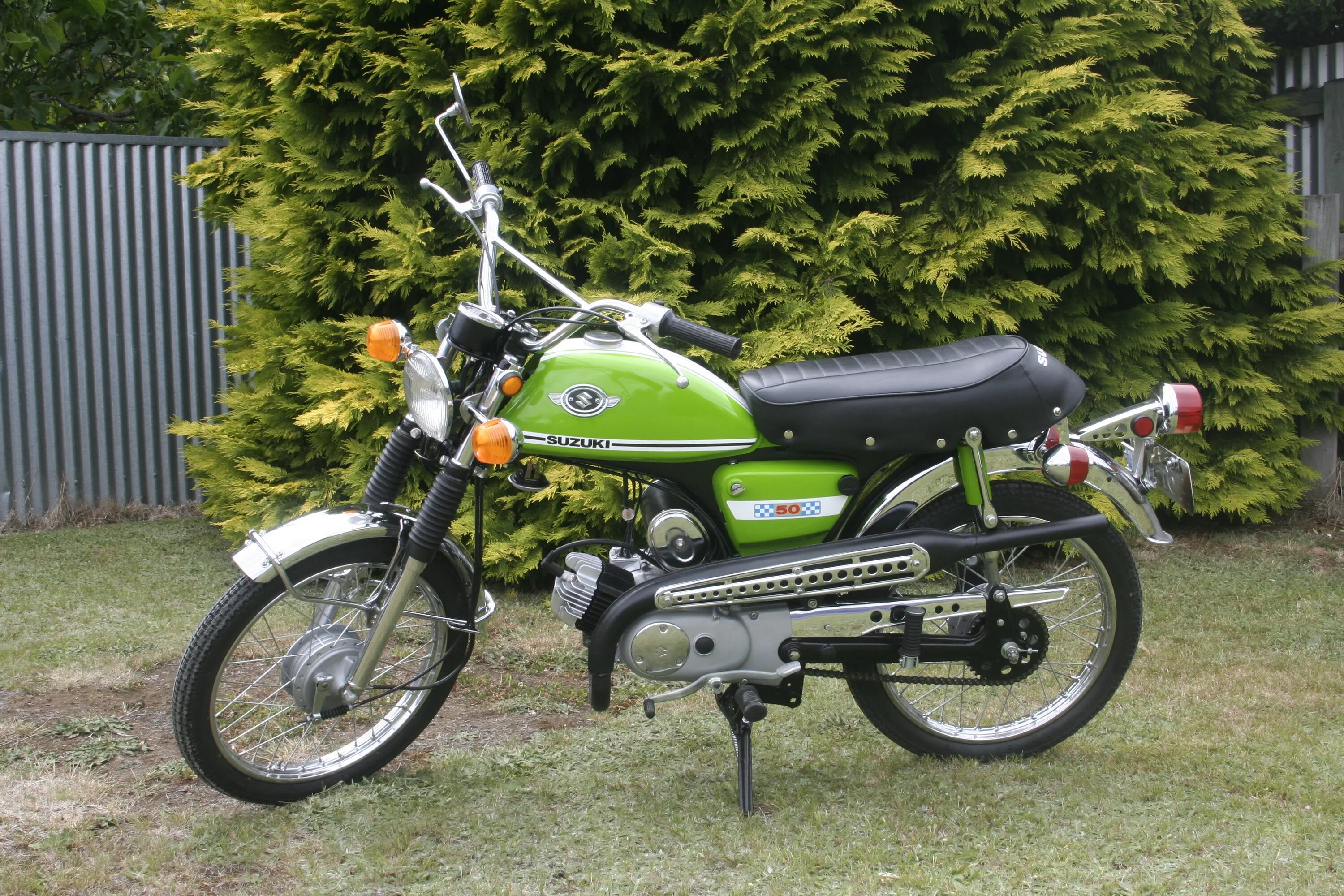 Мопед Сузуки 50 кубов. Suzuki 50cc. Suzuki WR 50. Мопед Сузуки двухтактный. Покупаем мопед