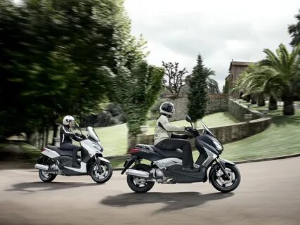 Yamaha x max 250