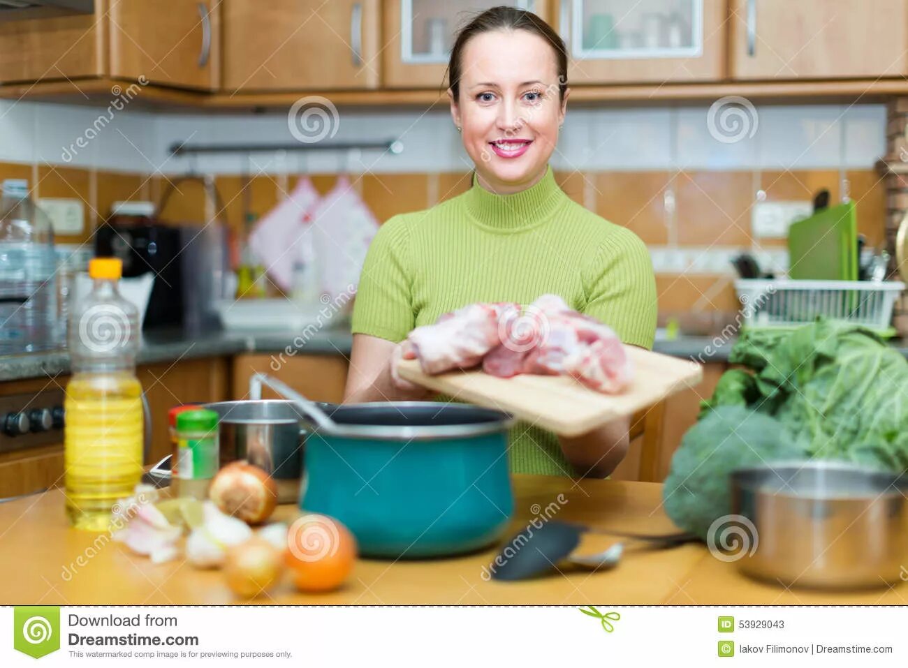 Housewife download. Женщина на кухне. Домашняя работа женщины. Путь домохозяйки. Housewife download.