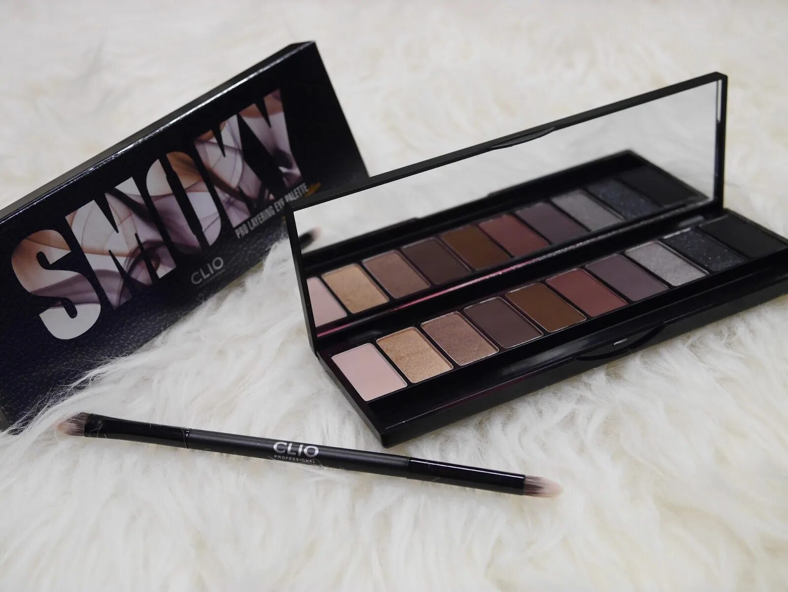 Morphe тени. Палетка для смоки айс. Палетка теней летуаль smoky eyes. Morphe 3a deep smoky тени. Палетка смоки.