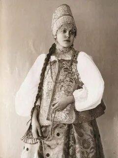 Русский костюм 19 века женский