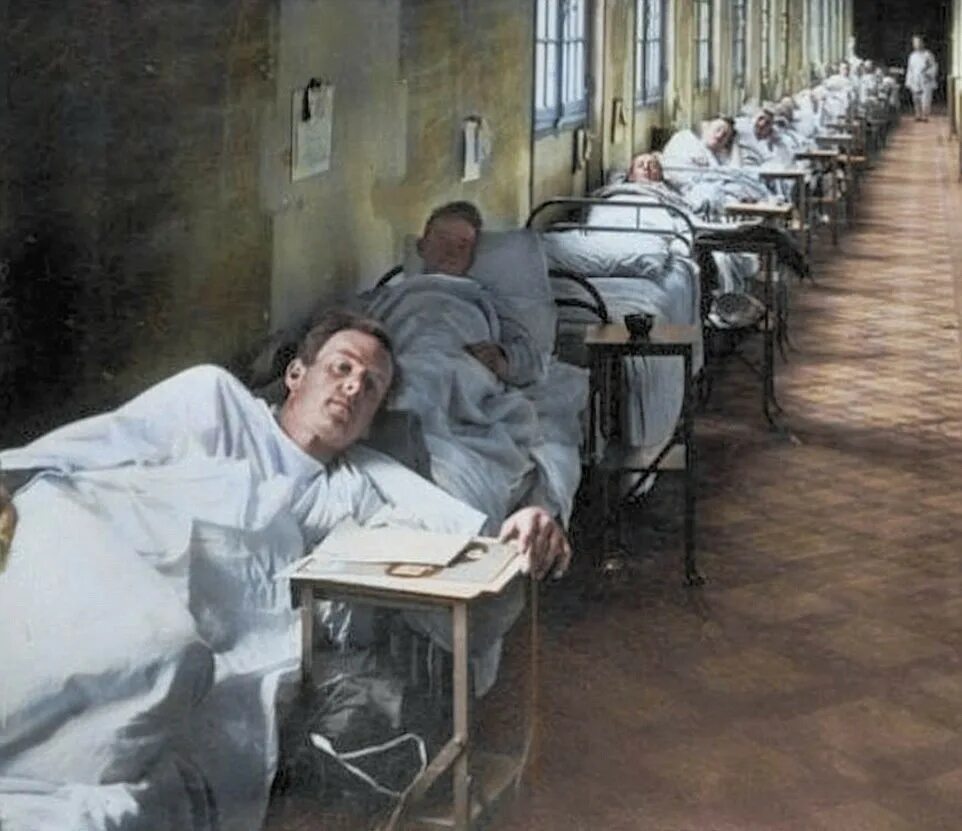 Грипп умирают люди. Пандемия гриппа 1918. Эпидемия испанского гриппа в 1918.