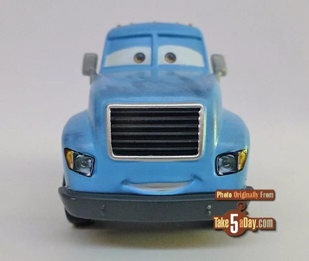 Cars 3 Mr Drippy. Тачки 3 Мистер Стерлинг. Cars машинка Deluxe Mr. Drippy. Игрушки Тачки 3 Мистер Дриппи. Водовозик