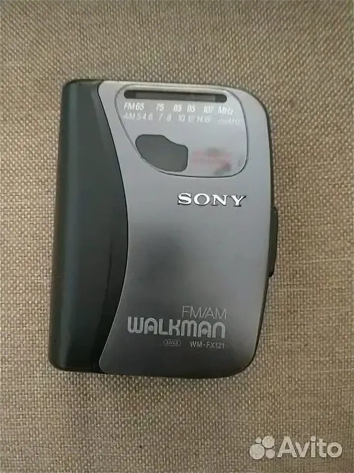 Кассетные плееры москва. Sony wm fx 323. First austria плеер. Кассетный плеер айва. Sony walkman wm-ex190.