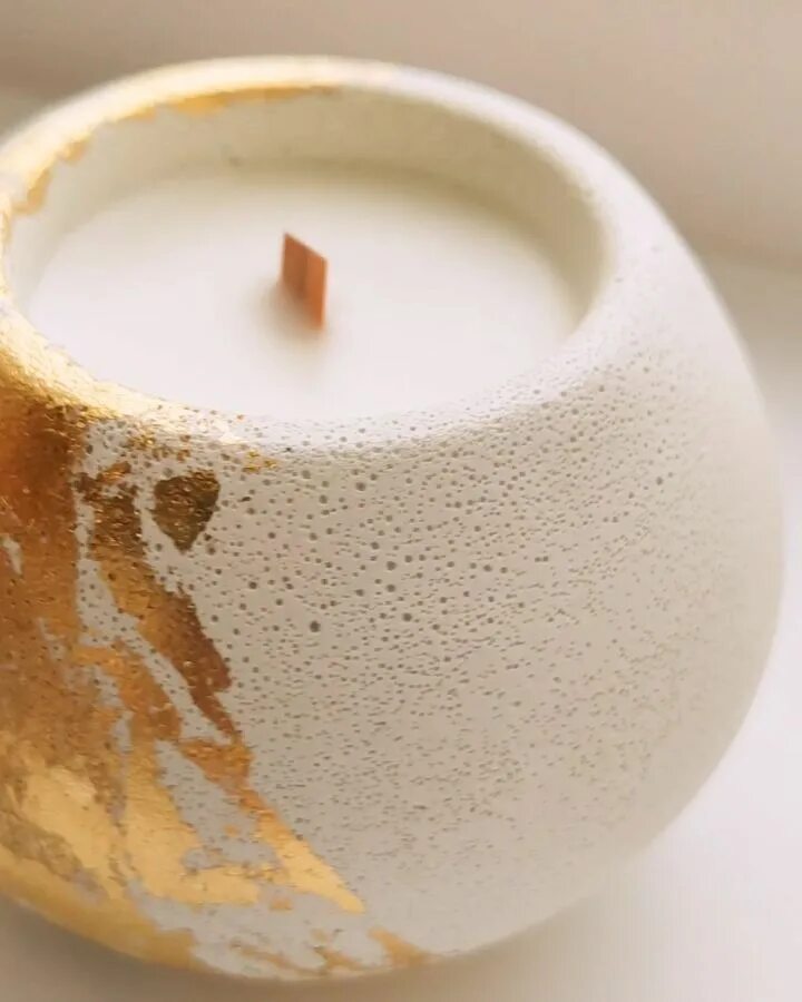 Казань свеча. Свечки казань. Свечка новогодняя белая. Казань свеча. Свечи женские фото.