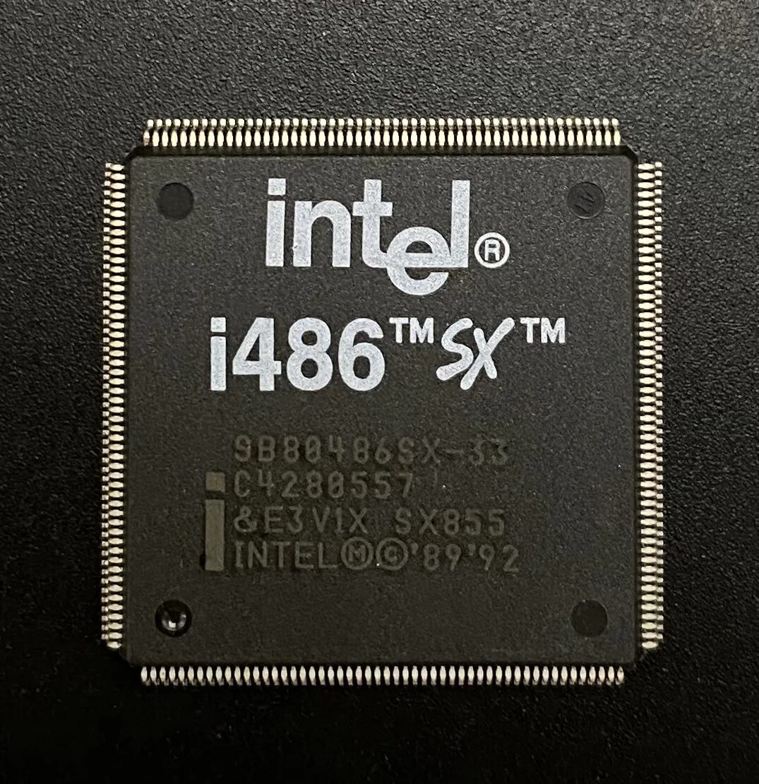 Intel a6. Intel 486 dx4. Процессор — 32-разрядный 80486sx. 80386dx процессор. Intel a80486dx-25.