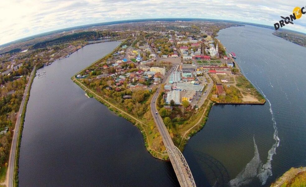 Кинешма площадь революции. Город кинешма в ивановской. Кинешма плес. Ивановская область город кешема. Город кинешма площадь революции.