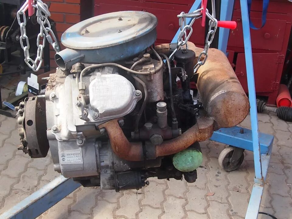 Мотор от трактора КМЗ 012. Двигатель КМЗ-012ч дизельный. КМЗ 012 двигатель дизель. Трактор КМЗ-012 мотор.