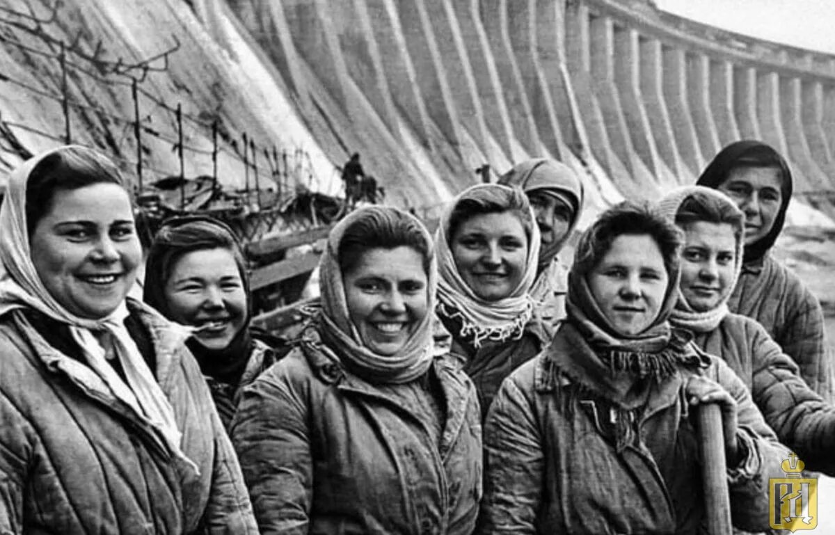 Первые советские пятилетки