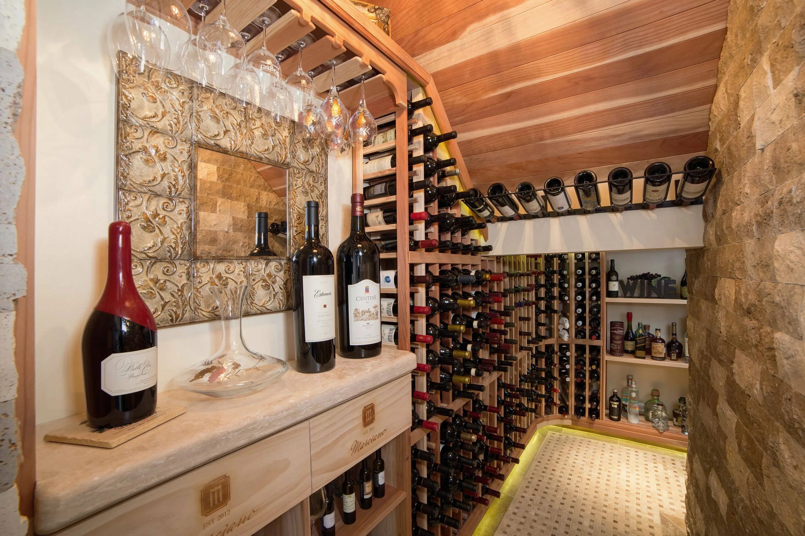 Купить дом в вине. Винный стеллаж Modern Cellar — Malaga Rack. Wine Cellar винный погребок виноградное. Замок Карлштейн винный погреб. Погреб Cellar.