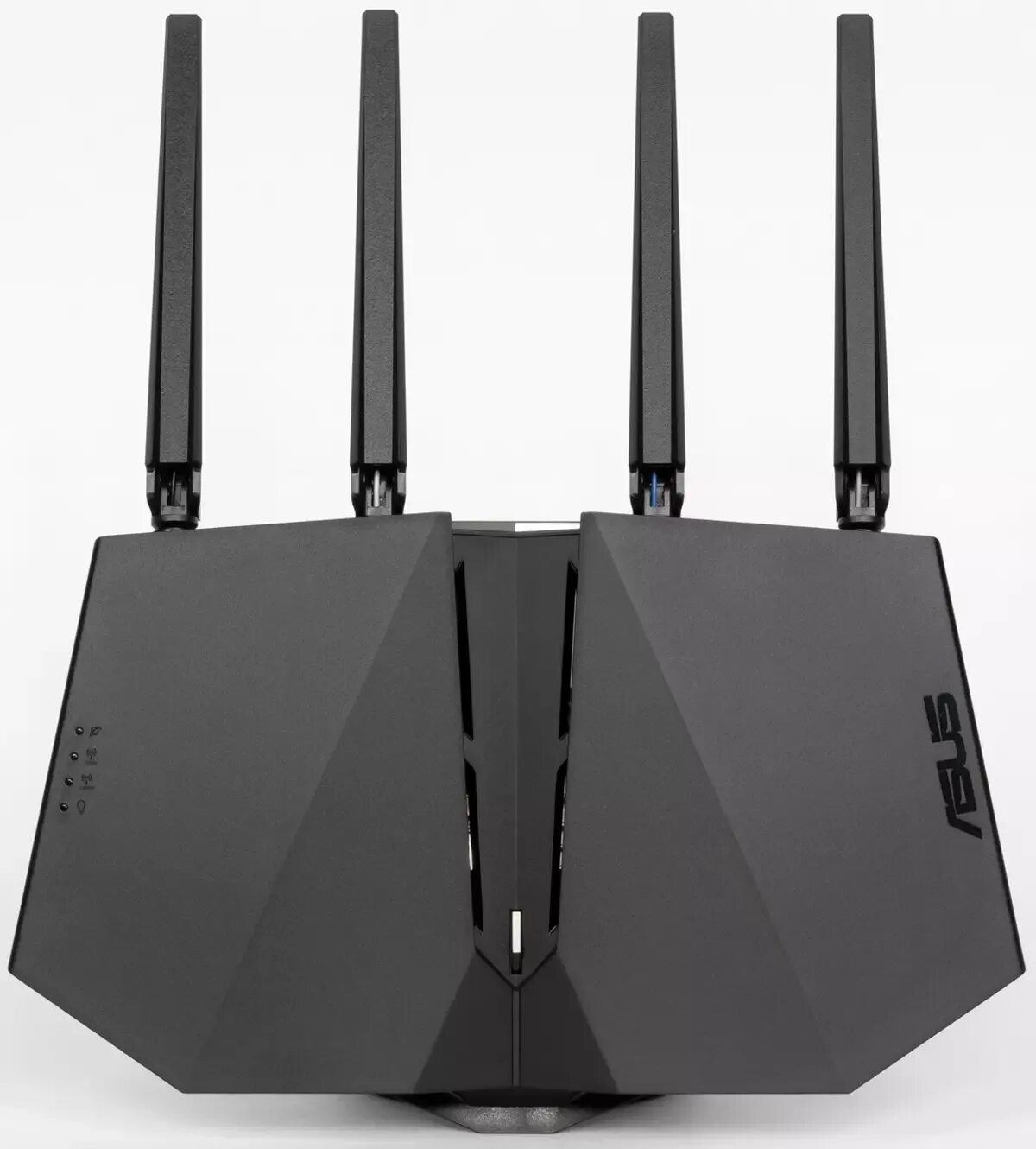 Rt ax82u роутер. Asus rt-ax82u. wi-fi маршрутизатор asus rt-ax82u - ax5400. ax82u. роутер асус 6 антенн.