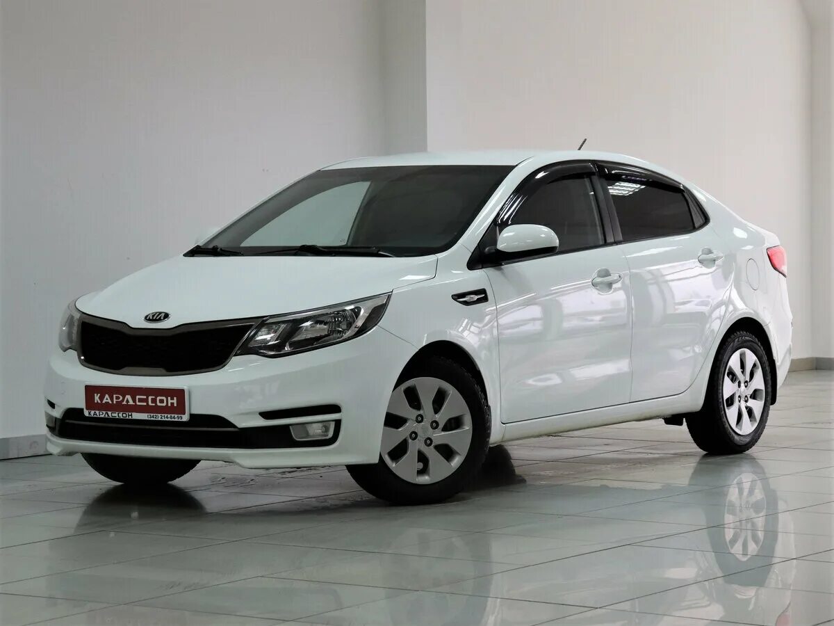 Купить б/у Kia Rio III Рестайлинг 1.6 AT (123 л.с.) бензин автомат в Санкт-Петер