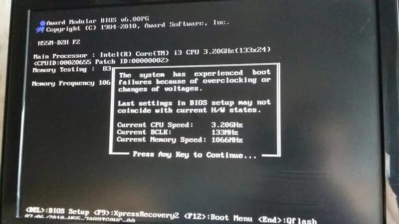 После загрузки биос. Биос при загрузке. Ошибка биос. Коды ошибок BIOS. Ошибка процессора при запуске.