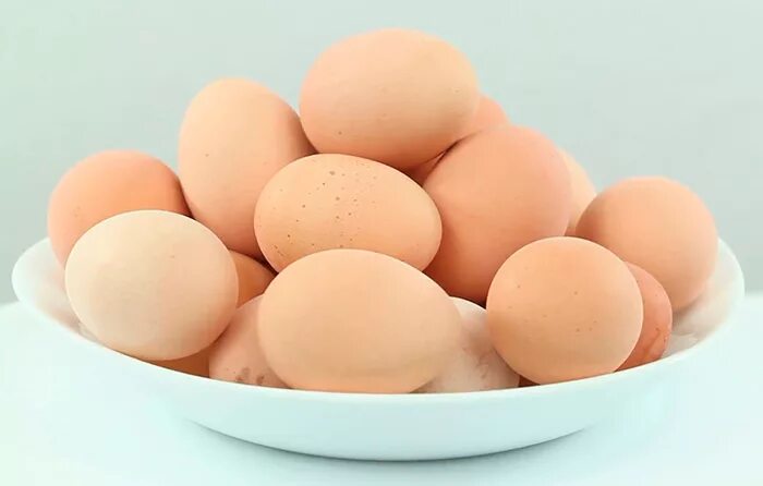 Вес кур яйца. Вес куриного яйца. Яйцо куриное 1 категории. Яйца c0. Яйцо куриное вес 1 шт.