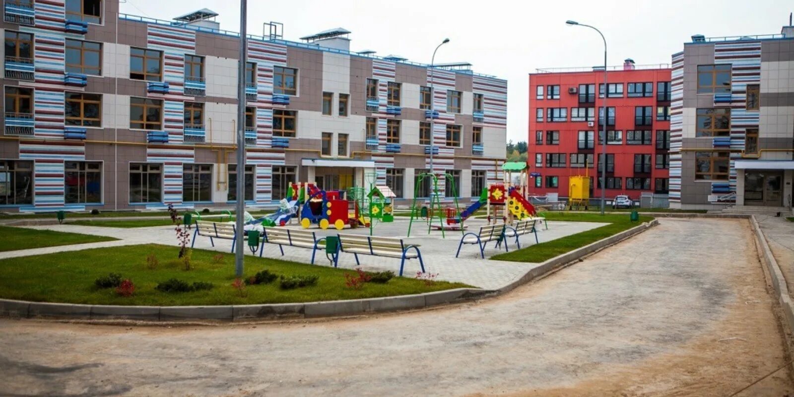 Жилой комплекс новогорск парк. Новогорск парк химки. Мкр новогорск химки. Новогорск парк жилые кварталы в лесу. Ивановская 2 корпус 2 новогорск парк.