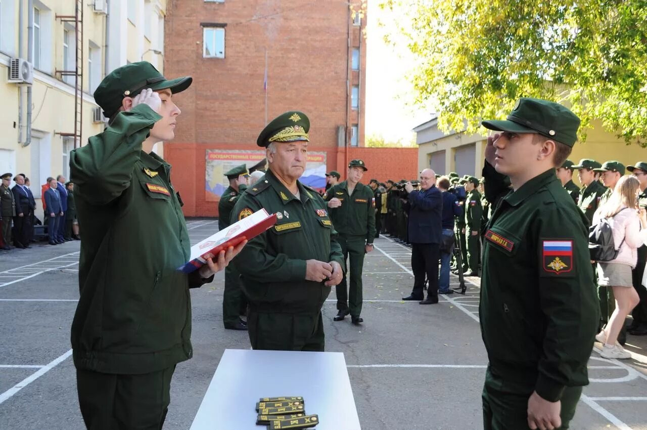 День ч иркутск. Иркутск 45 Военная часть. Военный учебный центр ИГУ. Военный учебный центр ИГУ Иркутск. Военная Кафедра ИГУ Иркутск.