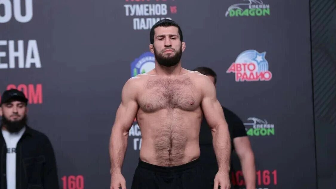 Туменов гаджидаудов видео. Гаджидаудов алил. Туменов гаджидаудов видео. Беслан ушуков. Альберт туменов боец.