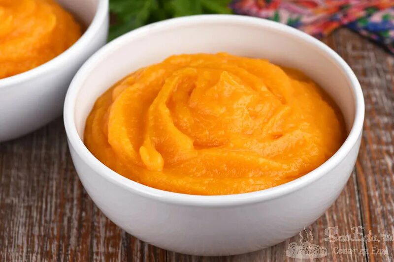 Тыквенное пюре из тыквы. Тыквенное пюре. пюре тыква. пюре из тыквы с курагой. тыквенное пюре в кастрюле.