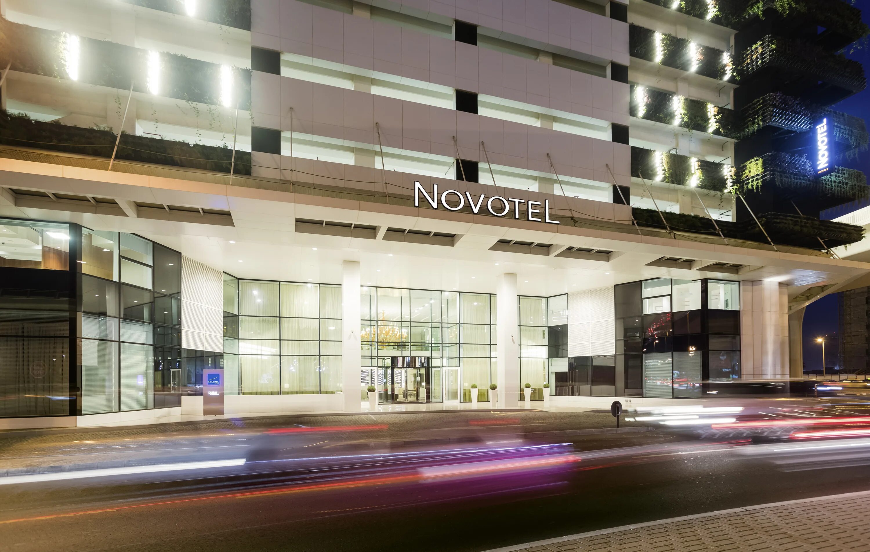 Дубай отель Новотель. Новотель Дубай Аль барша. Novotel Hotel al Barsha 4. Новотель Дубай Аль барша 4. Аль барша дубай 4