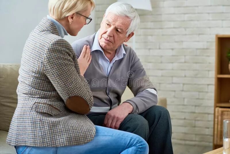 Мужчина старше читать. Психотерапия пожилых. Разговор с пожилым человеком. Психотерапия для пожилого человека. Психолог для пожилых.