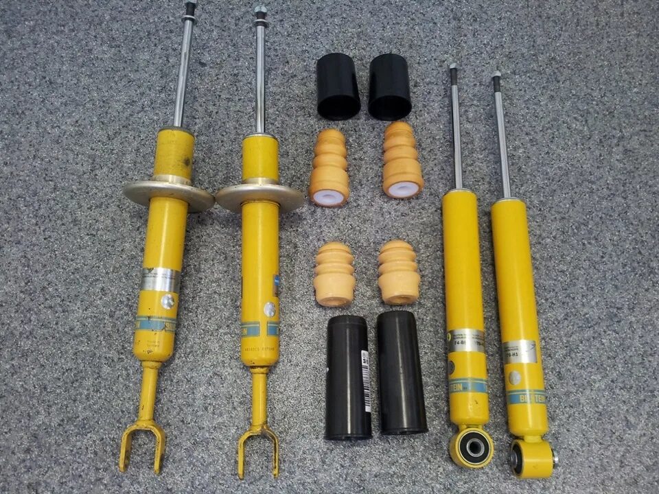 Амортизаторы а6 с6. Амортизаторы BILSTEIN b6 Sport. BILSTEIN b6 Audi. Задние амортизаторы Ауди а4. Амортизаторы Бильштайн б6.