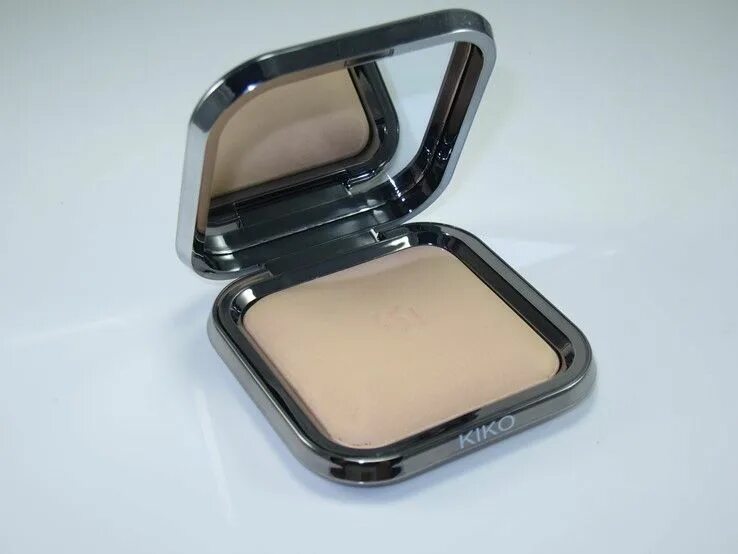 Кико милано пудра минеральная 80 оттенок. Kiko radiant fusion baked powder. Kiko milano matte fusion pressed powder оттенки. Kiko milano radiant fusion baked powder. Пудра kiko wr90.